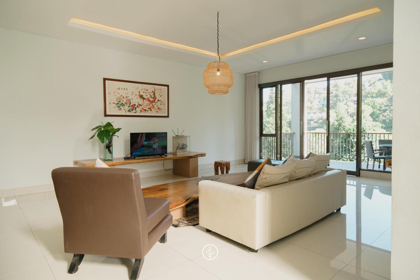 Narwastu Hill View Villa 6 Bedrooms With A Private Swimming Pool バンドゥン エクステリア 写真