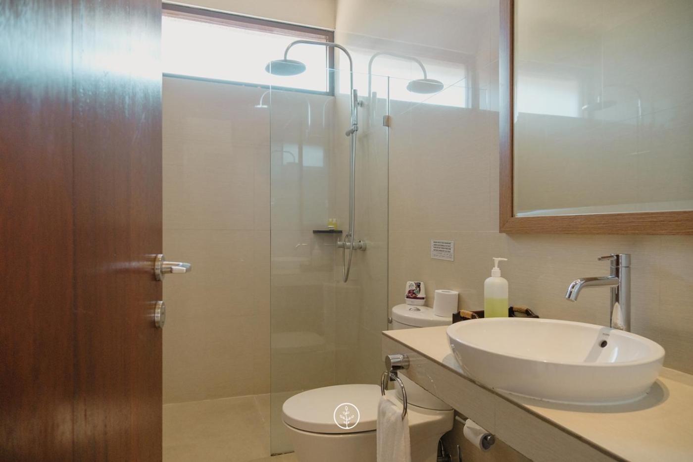 Narwastu Hill View Villa 6 Bedrooms With A Private Swimming Pool バンドゥン エクステリア 写真