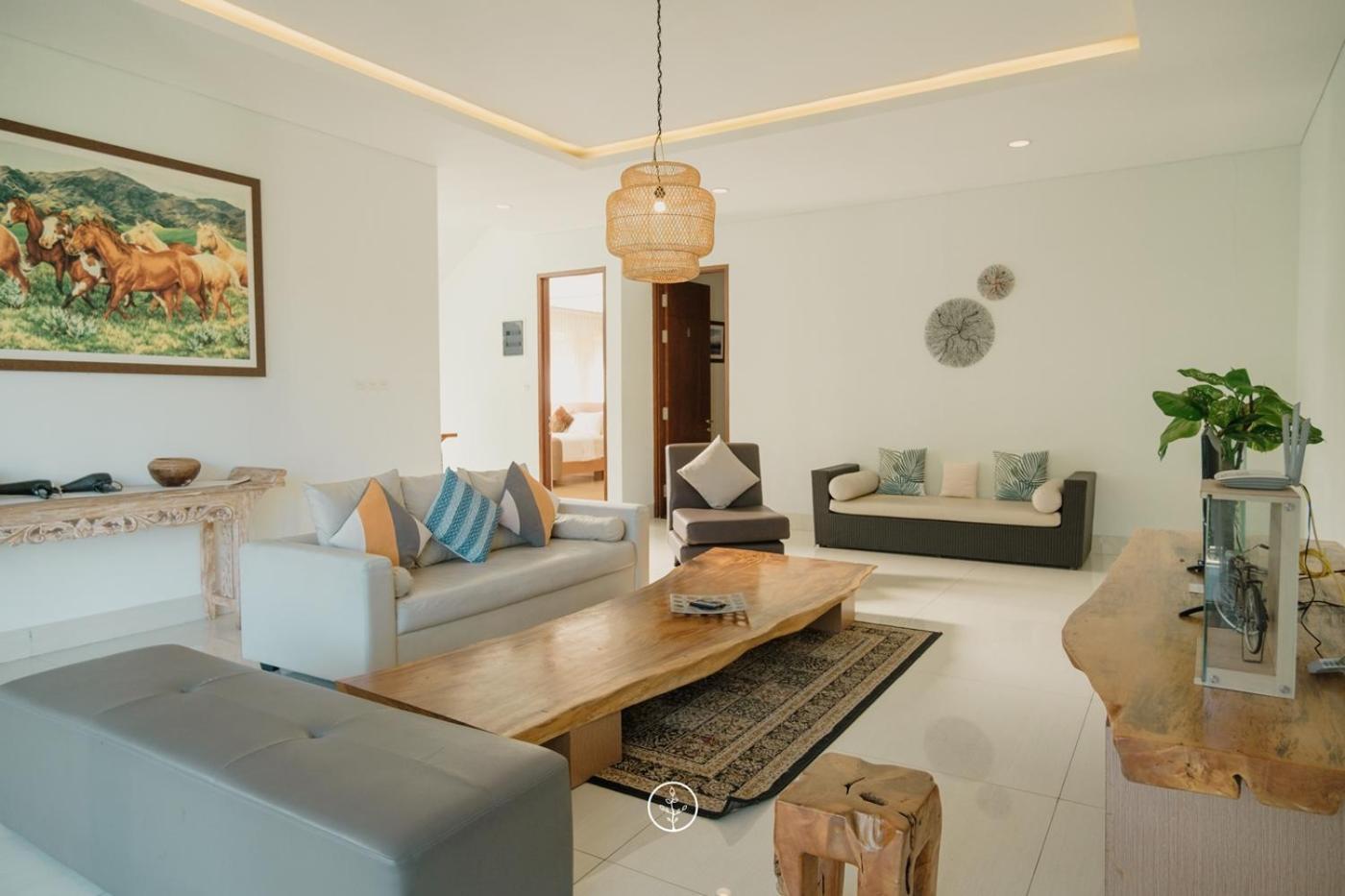 Narwastu Hill View Villa 6 Bedrooms With A Private Swimming Pool バンドゥン エクステリア 写真