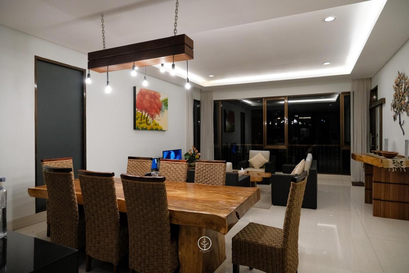 Narwastu Hill View Villa 6 Bedrooms With A Private Swimming Pool バンドゥン エクステリア 写真