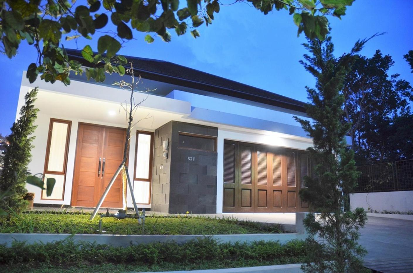 Narwastu Hill View Villa 6 Bedrooms With A Private Swimming Pool バンドゥン エクステリア 写真