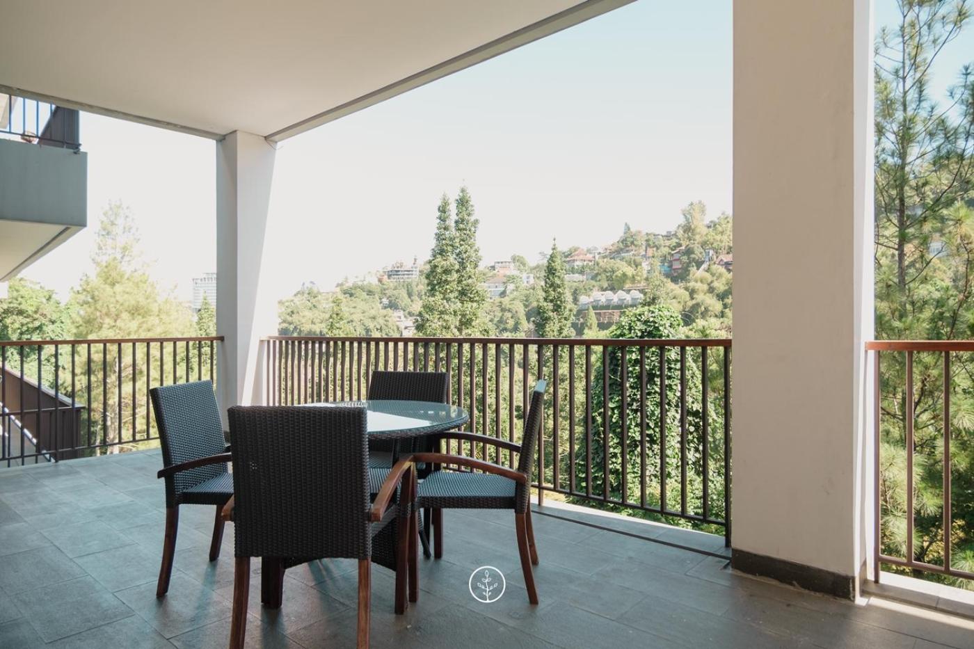 Narwastu Hill View Villa 6 Bedrooms With A Private Swimming Pool バンドゥン エクステリア 写真