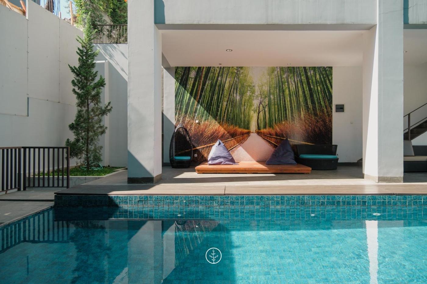 Narwastu Hill View Villa 6 Bedrooms With A Private Swimming Pool バンドゥン エクステリア 写真