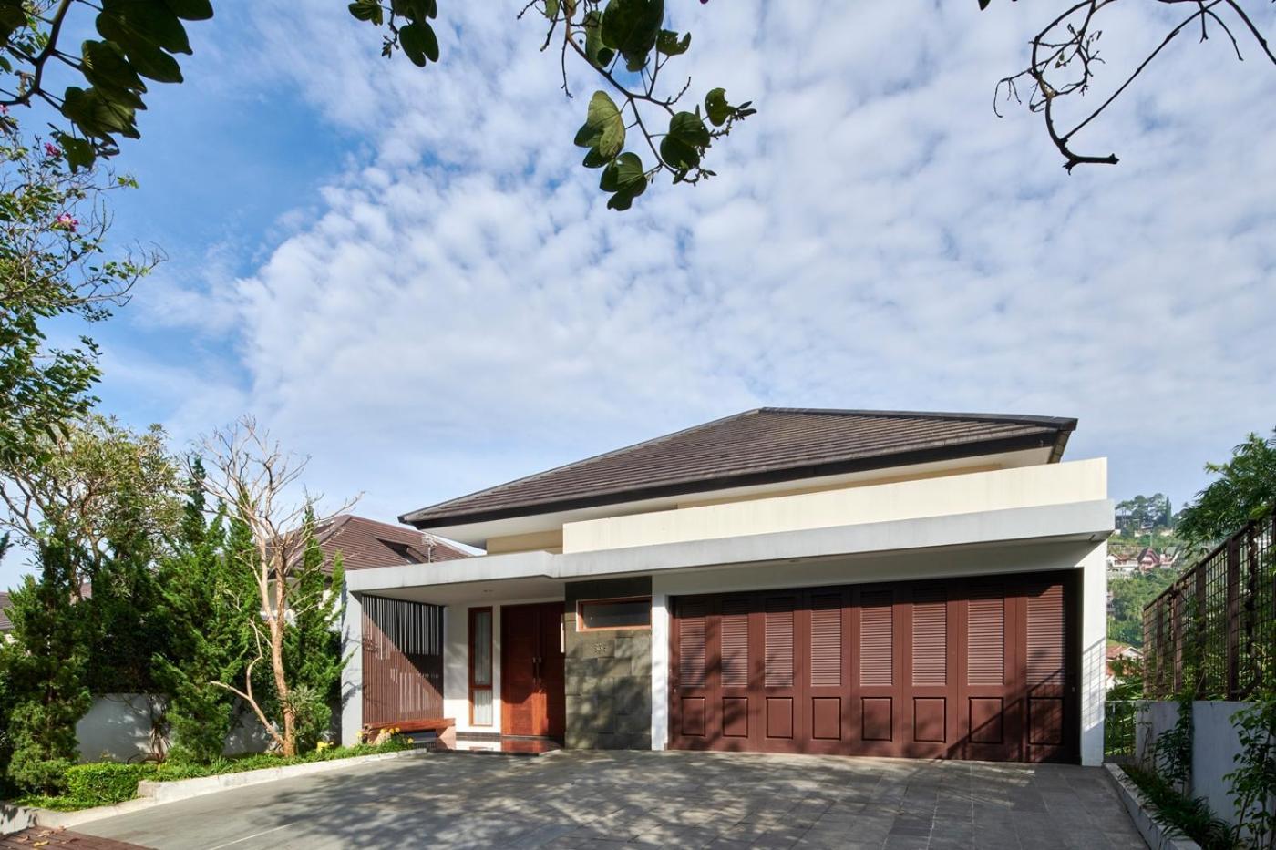 Narwastu Hill View Villa 6 Bedrooms With A Private Swimming Pool バンドゥン エクステリア 写真